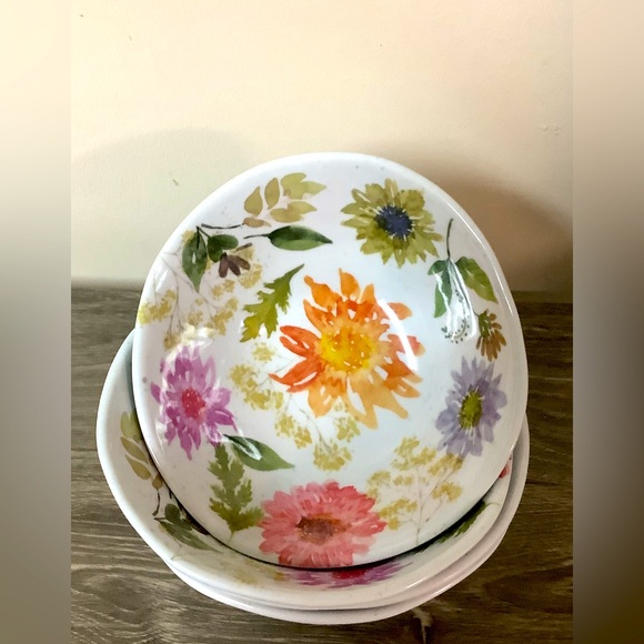 Threshold Floral Design melamine Bowls Set of 4 - Picture 1 of 1